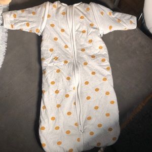 Sleep bag sleeves can be unzipped. from Europe